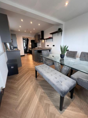 The 145 house in Swansea city centre, Train, Beach, Mumbles, Gower